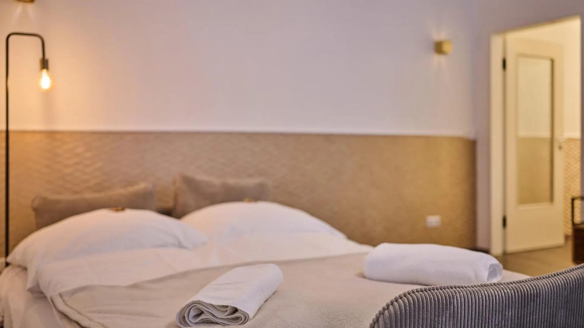 Apanoxa Homes I Zentral I Geschaefts- Und Monteurswohnung Straubing Germany