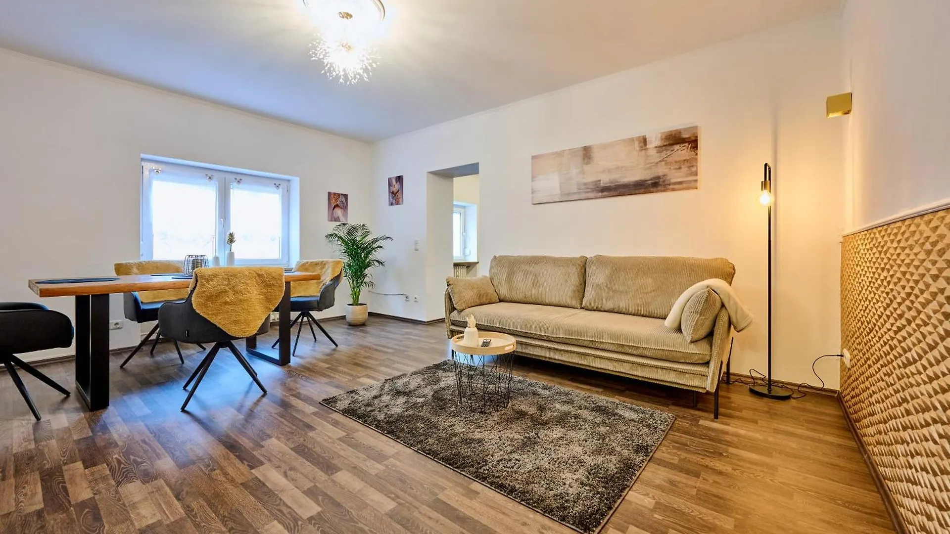Apartment Apanoxa Homes I Zentral I Geschaefts- Und Monteurswohnung Straubing